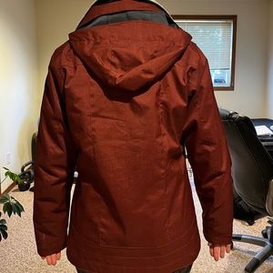 Maroon Columbia winter coat. 2 layers. $45